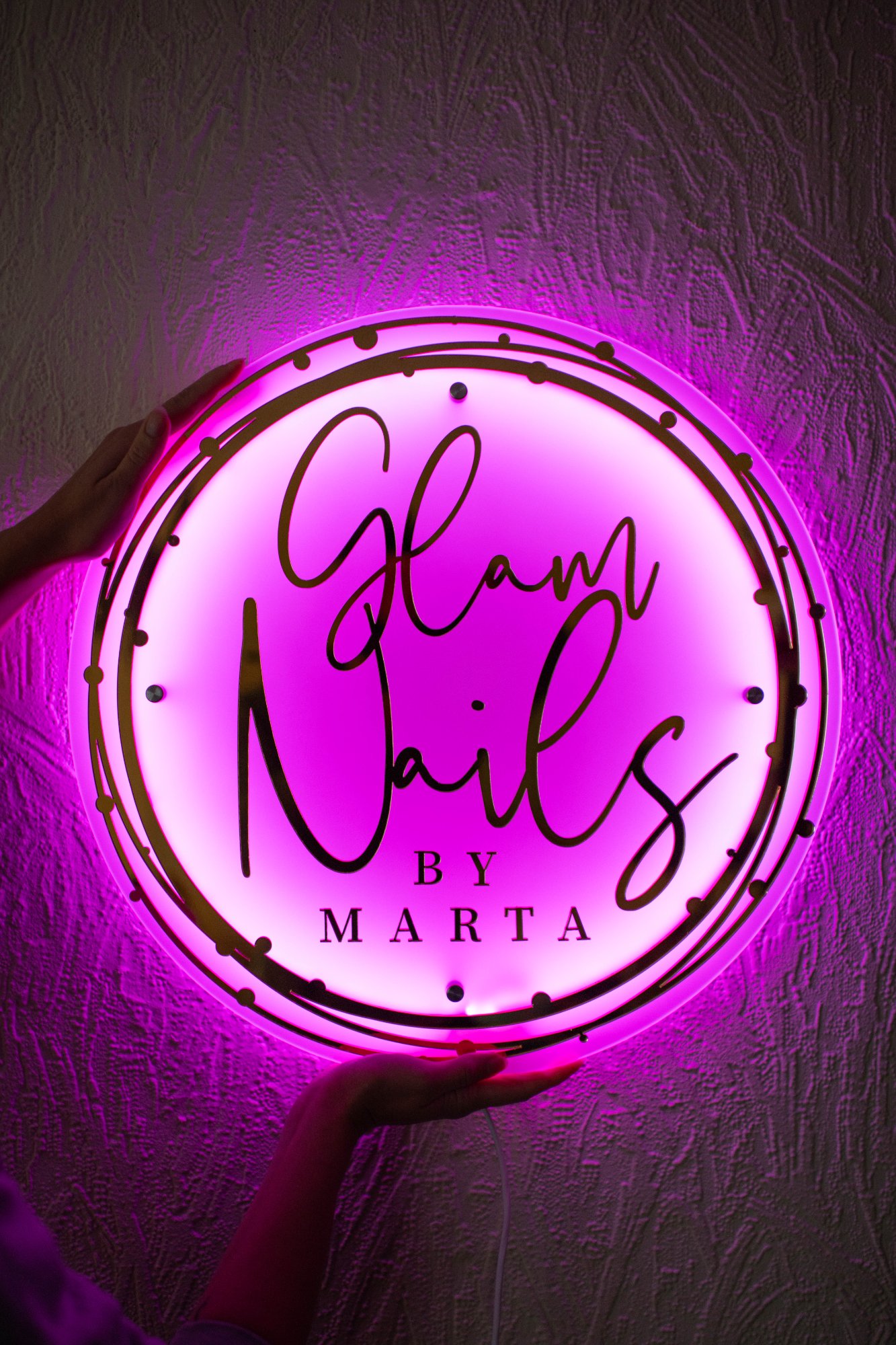 Glam Nails by Marta pink LED sign